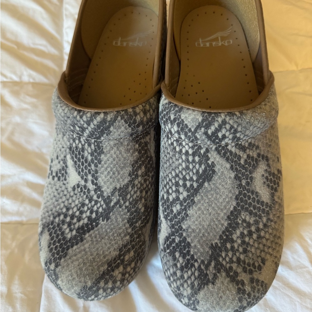 Dansko Gray Snake Pattern Clogs 39